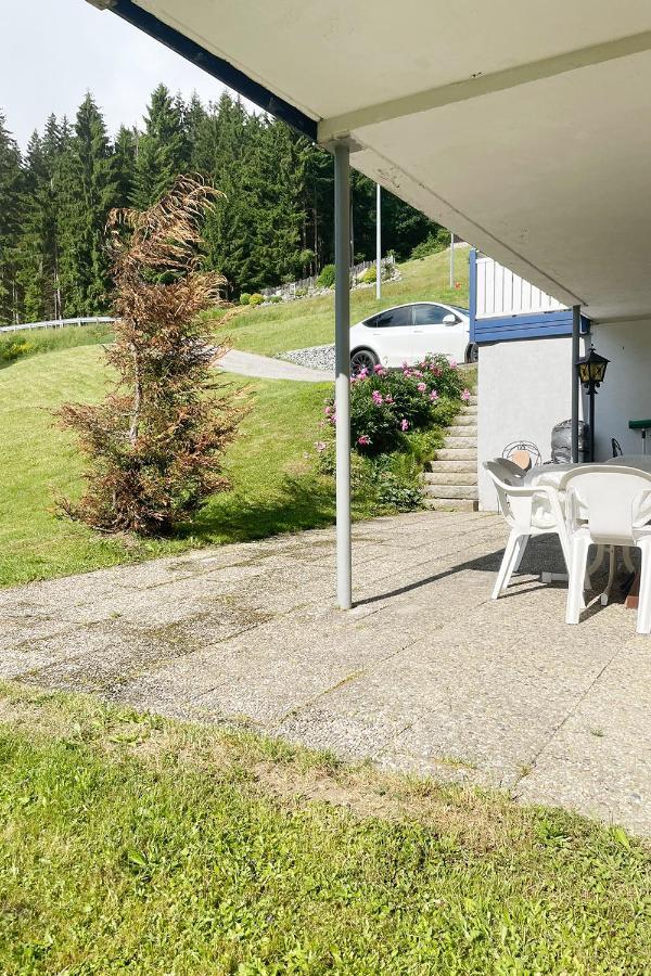 フィリップシュロイトHaus Waldblickアパートメント エクステリア 写真